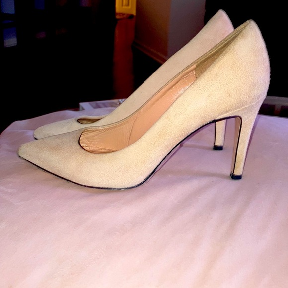 Pink suede heels - Picture 1 of 7